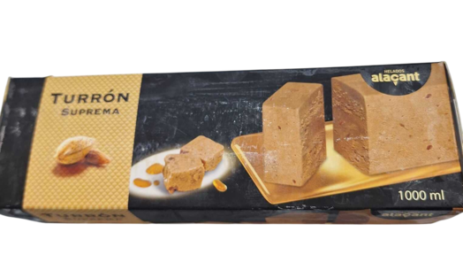 corte de helado turrón
